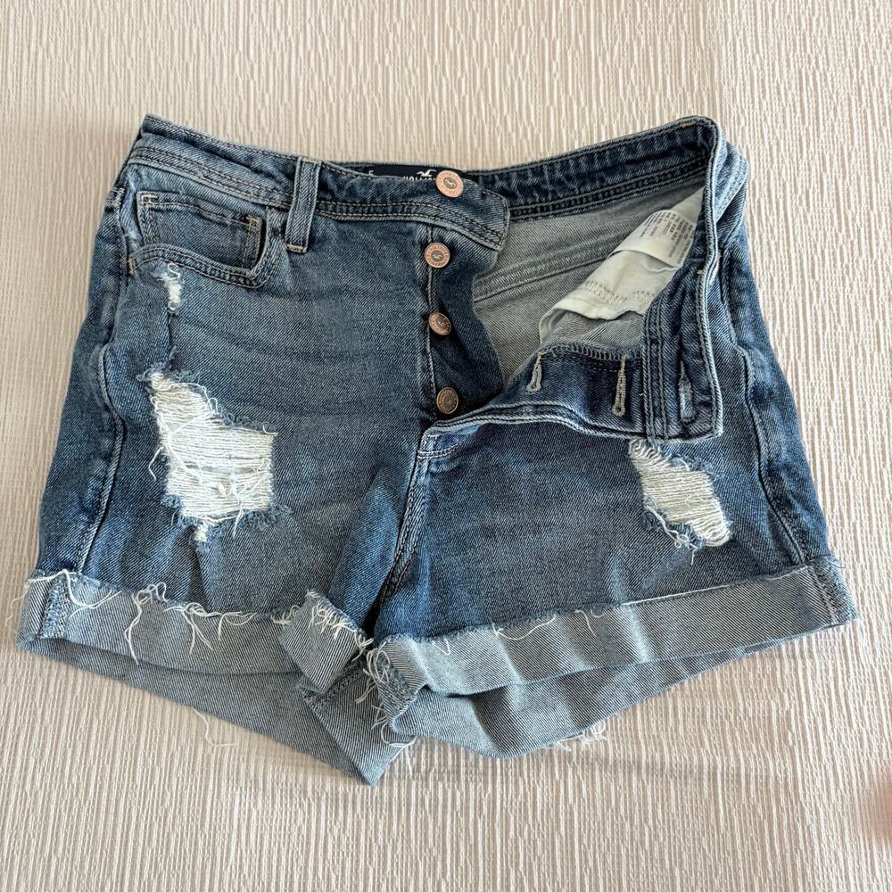 Hollister Ultra High Rise Mom Shorts Size 5/27 Distressed Denim Button Fly